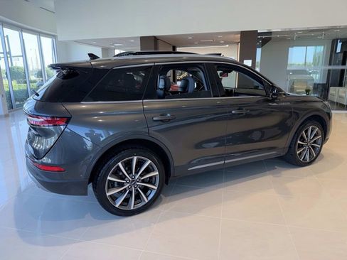 Certified 2020 Lincoln Corsair Reserve FWD image 2
