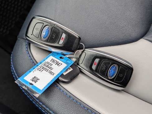 Used 2020 Subaru Crosstrek Hybrid AWD/4WD image 33