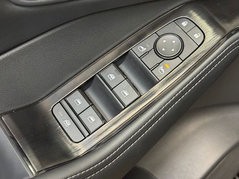 New 2026 Nissan Rogue SV image 9