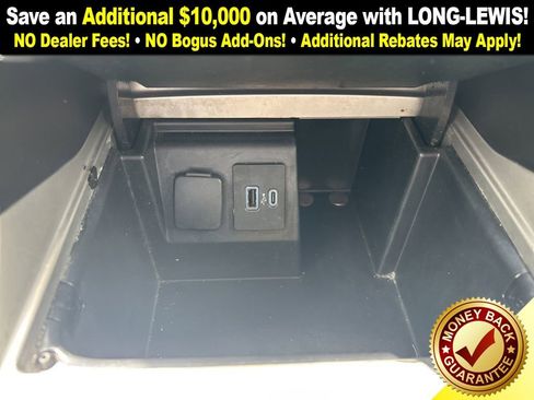 Used 2021 Ford Explorer XLT image 31