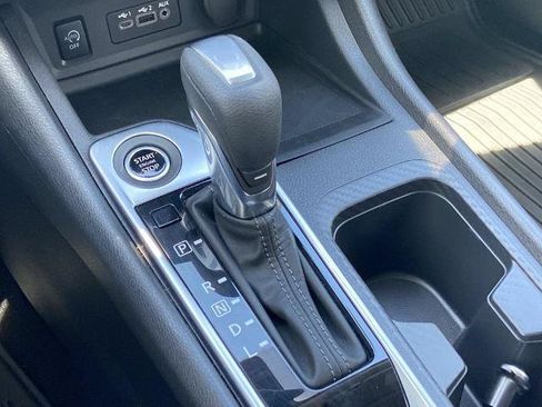 Used 2025 Nissan Sentra SV w/ All-Weather Package FWD image 11