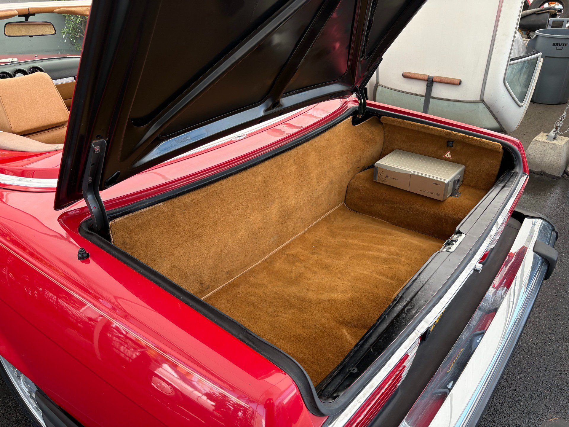 Used 1987 Mercedes-Benz 560 SL image 35