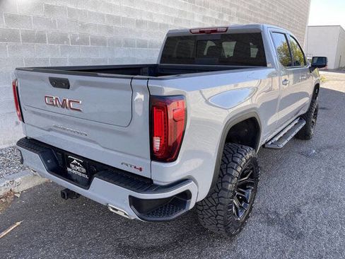 Used 2024 GMC Sierra 1500 AT4 w/ Technology Package AWD/4WD image 3