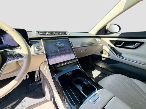 Used 2022 Mercedes-Benz S 500 4MATIC image 27