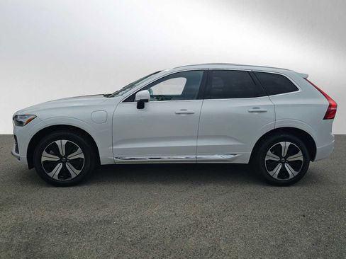 Certified 2023 Volvo XC60 T8 Core image 6
