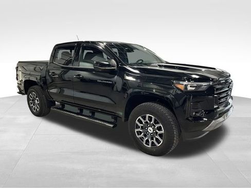 Used 2023 Chevrolet Colorado Z71 w/ Z71 Convenience Package 2 image 1