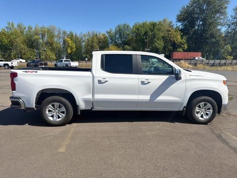 Used 2026 Chevrolet Silverado 1500 LT AWD/4WD image 8
