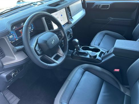 New 2026 Ford Bronco Outer Banks AWD/4WD image 11