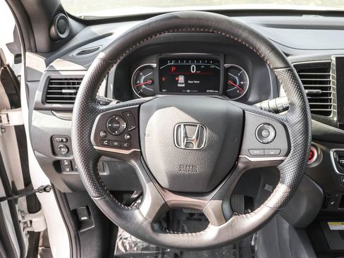 Used 2022 Honda Pilot TrailSport image 20