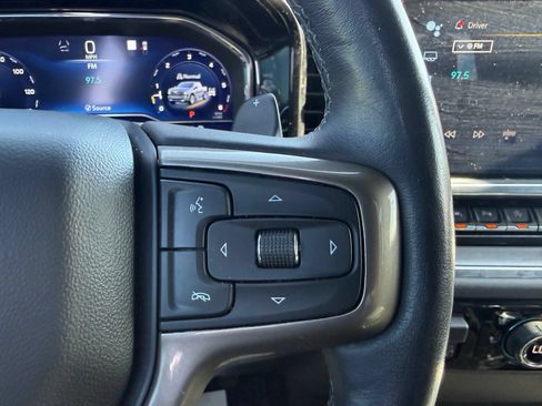 Used 2023 Chevrolet Silverado 1500 High Country w/ Technology Package AWD/4WD image 24