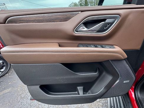Certified 2021 Chevrolet Tahoe High Country AWD/4WD image 8