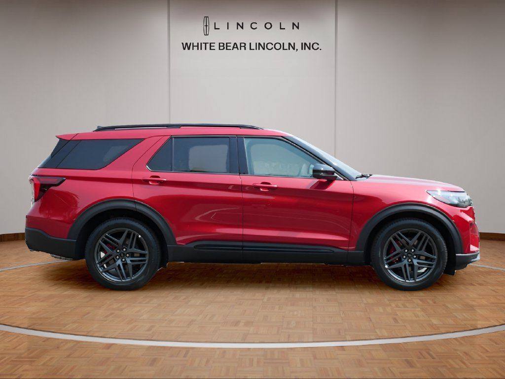 Used 2026 Ford Explorer ST w/ Sun And Sound Package AWD/4WD image 4