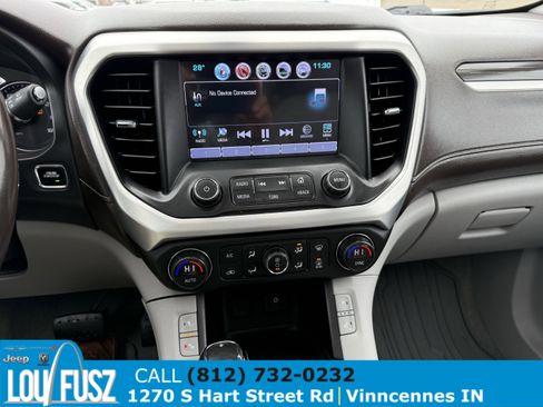 Used 2018 GMC Acadia SLT image 26