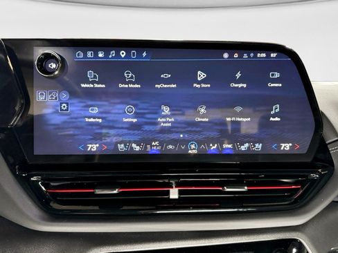 Used 2026 Chevrolet Silverado EV Trail Boss w/ Premium Package AWD/4WD image 14