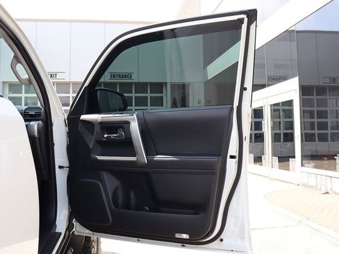 Used 2023 Toyota 4Runner SR5 Premium image 46