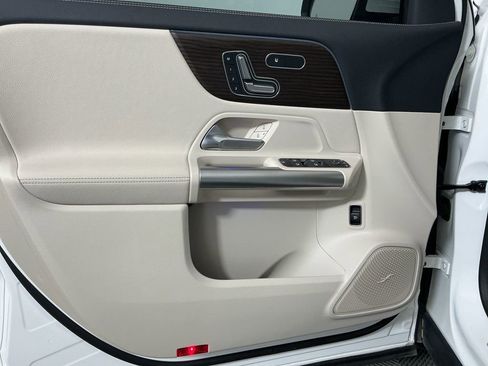 Used 2024 Mercedes-Benz GLA 250 4MATIC image 20