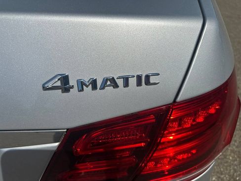 Used 2016 Mercedes-Benz E 350 4MATIC Sedan image 13