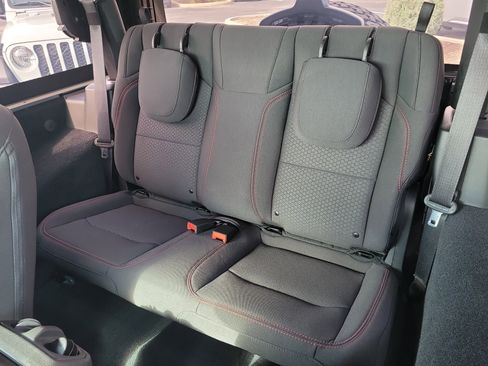 Used 2023 Jeep Wrangler Rubicon w/ Steel Bumper Group image 14