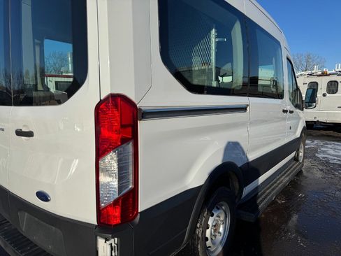 Used 2019 Ford Transit 150 XL image 11