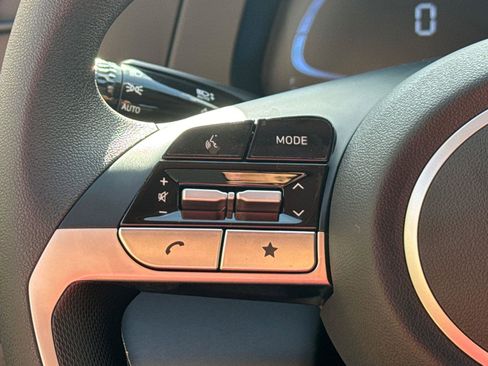 New 2025 Hyundai Elantra SE image 22