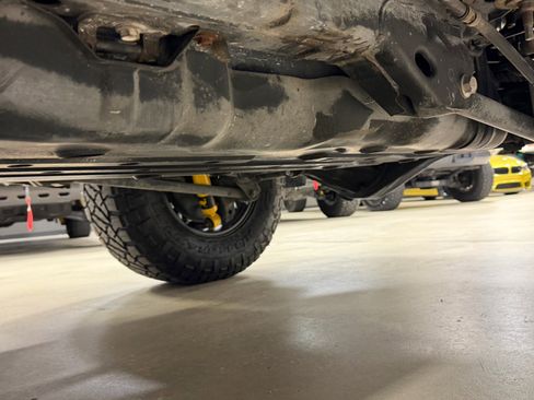 Used 2004 Lexus GX 470 image 24