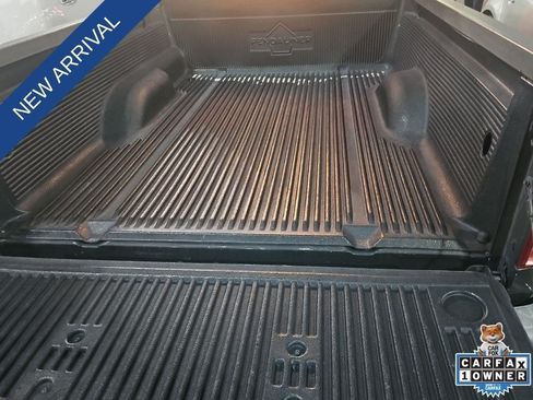 Used 2011 Nissan Frontier SV RWD image 16