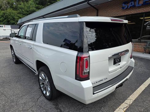 Used 2016 GMC Yukon XL Denali w/ Open Road Package RWD image 4