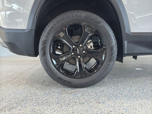 New 2026 Chevrolet Equinox LT image 33