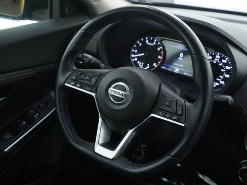 Used 2020 Nissan Sentra SR image 13