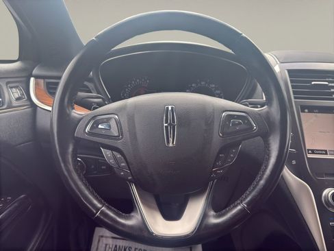 Used 2019 Lincoln MKC Select w/ Select Plus Package AWD/4WD image 10