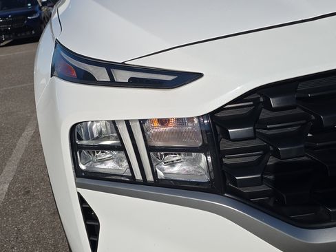 Used 2023 Hyundai Santa Fe SE w/ Cargo Package image 7