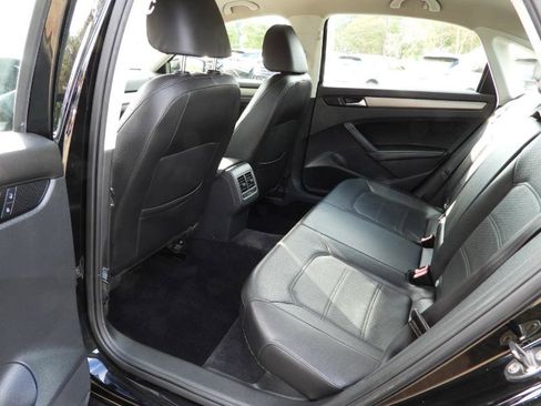 Used 2014 Volkswagen Passat 1.8T SE image 27