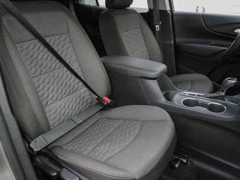 Used 2019 Chevrolet Equinox LT AWD/4WD image 18