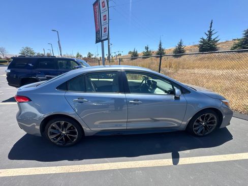Used 2023 Toyota Corolla SE FWD image 8