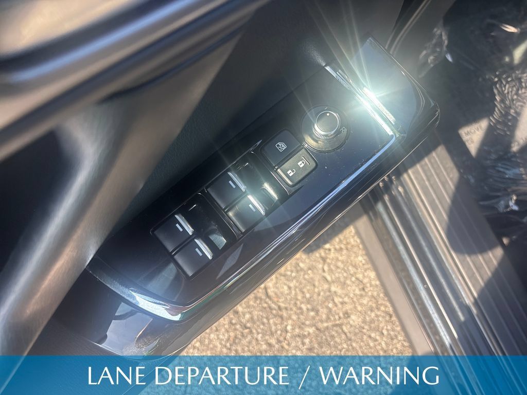 Used 2023 MAZDA CX-9 Touring AWD/4WD image 15