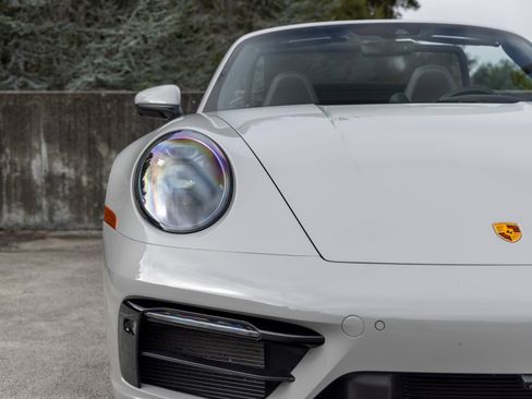 Certified 2022 Porsche 911 Carrera 4S AWD/4WD image 14