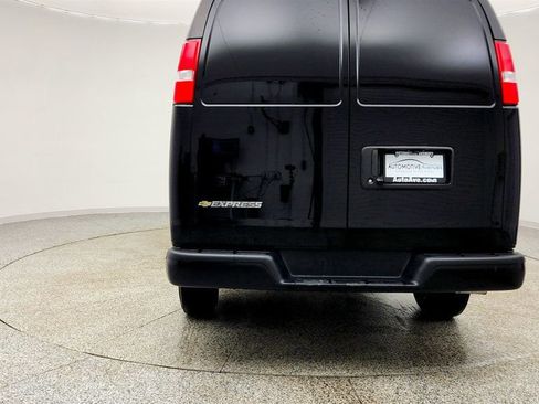 Used 2024 Chevrolet Express 2500 w/ Driver Convenience Package image 6