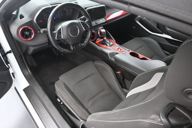 Used 2023 Chevrolet Camaro LT RWD image 11