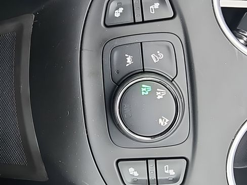 Certified 2020 GMC Terrain SLT AWD/4WD image 23