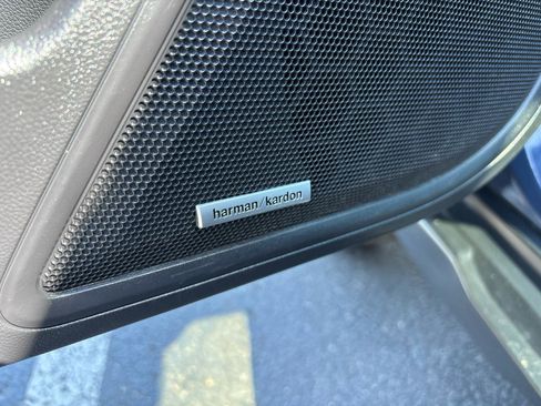 Used 2023 Subaru Outback Limited image 12