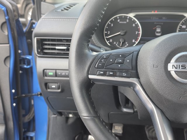 Used 2022 Nissan Sentra SV FWD image 25