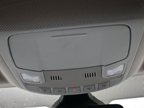 Used 2022 Ford Edge SEL image 19