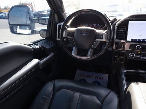 Used 2022 Ford F250 Platinum image 19