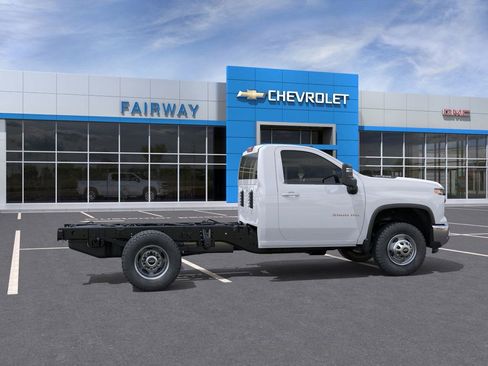 New 2026 Chevrolet Silverado 3500 W/T w/ WT Convenience Package image 5