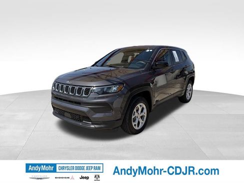 Used 2024 Jeep Compass Sport AWD/4WD image 3