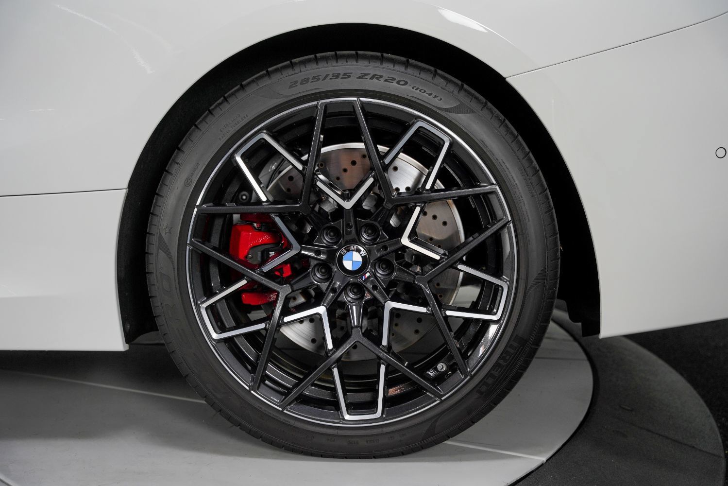 Used 2025 BMW M8 Competition w/ M Carbon Exterior Package AWD/4WD image 22