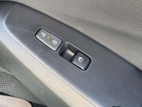 New 2026 Kia Seltos S image 13