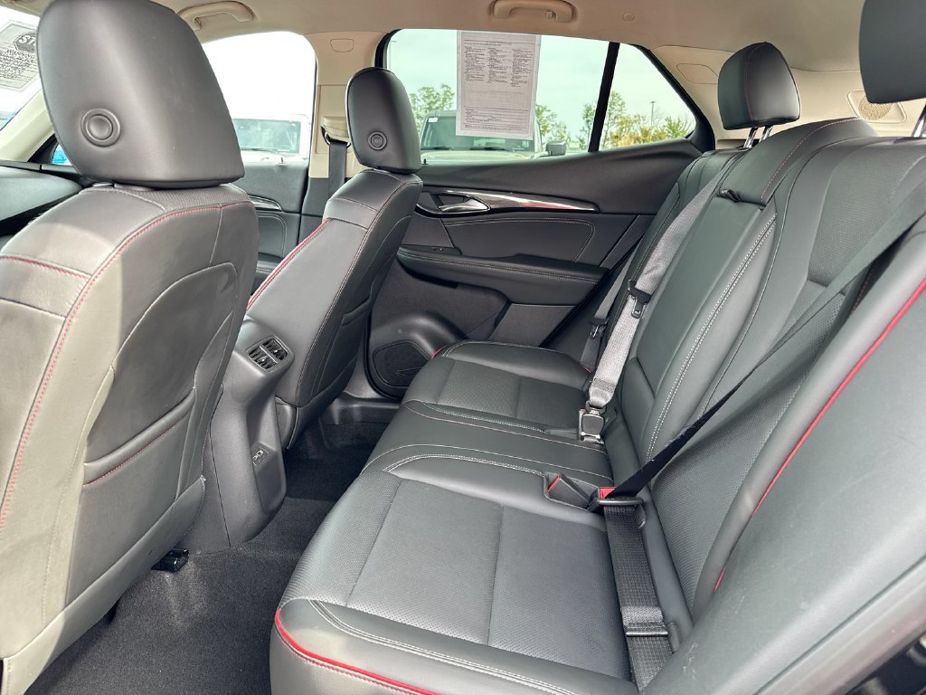 Used 2022 Buick Envision Essence w/ Sport Touring Package FWD image 22