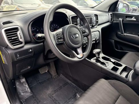 Used 2019 Kia Sportage LX FWD image 21