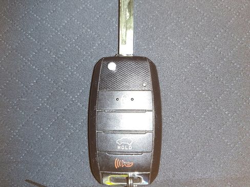 Used 2019 Kia Sorento LX w/ LX Convenience Package image 32